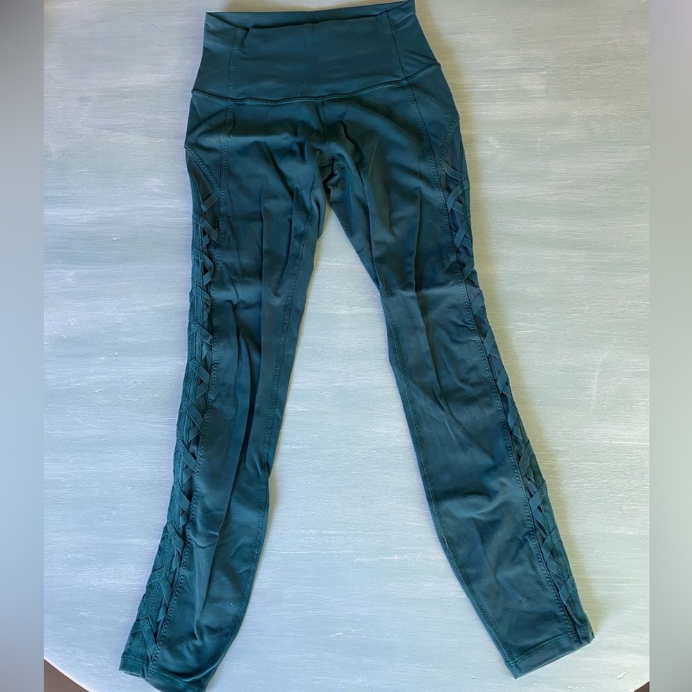 lululemon High Times Essential Rhythm Emerald Criss Cross Mesh Thigh Leggings: 4